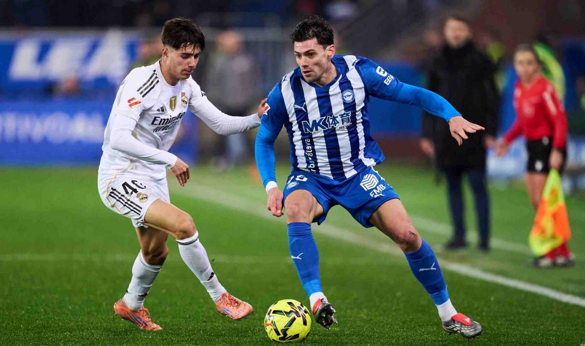 Soi Kèo Real Madrid Vs Deportivo Alaves 02h30 22/04 - La Liga Real Madrid đang có mùa giải thi đấu thiếu ấn tượng